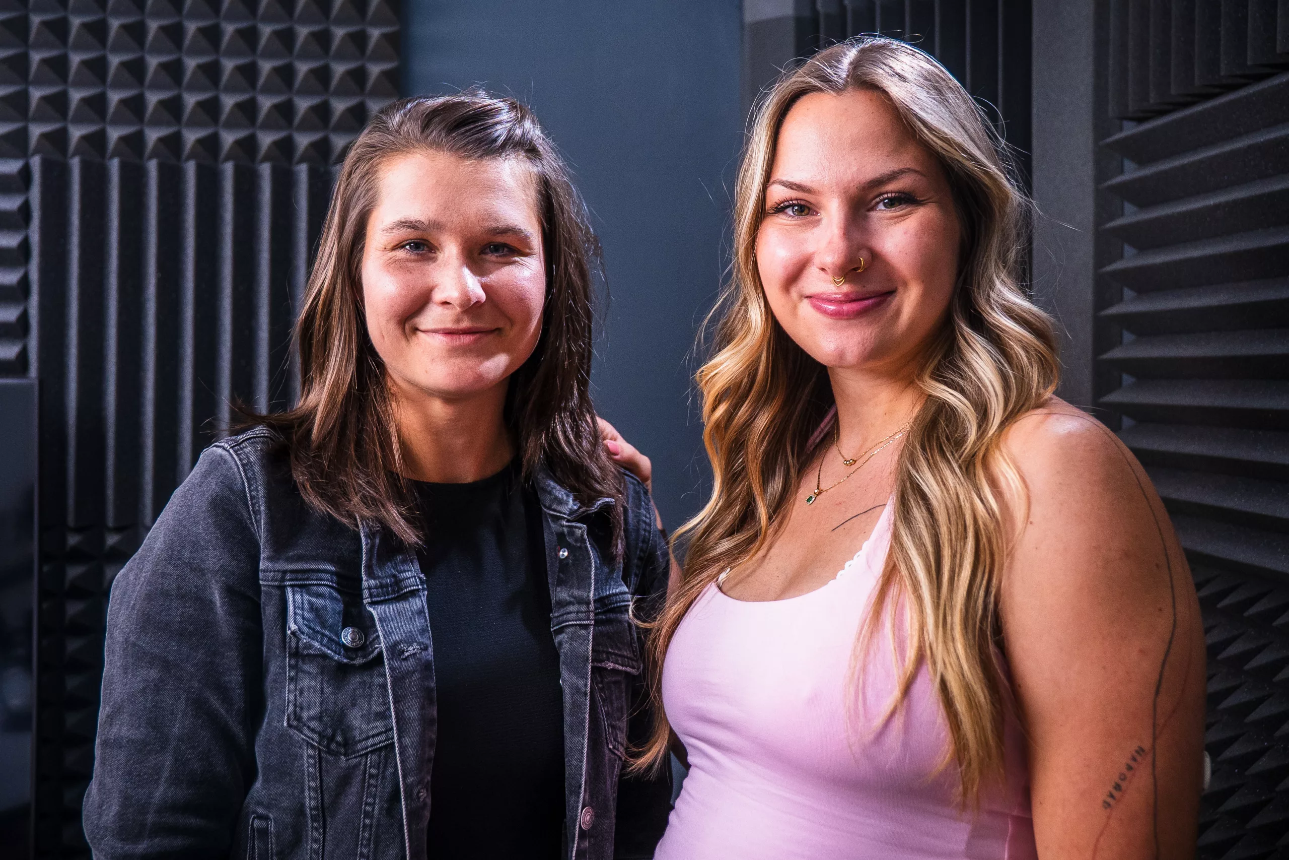 Těhotenství a cukrovka: Rizika by ženy měly znát, ale nesmí se toho děsit, říkají diabetičky Monika a Tereza