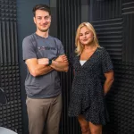 Honza a diabetička Eva Mandys při natáčení Diabetes Podcastu